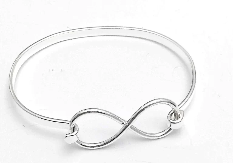Infinity Petit Latch Silver Bracelet