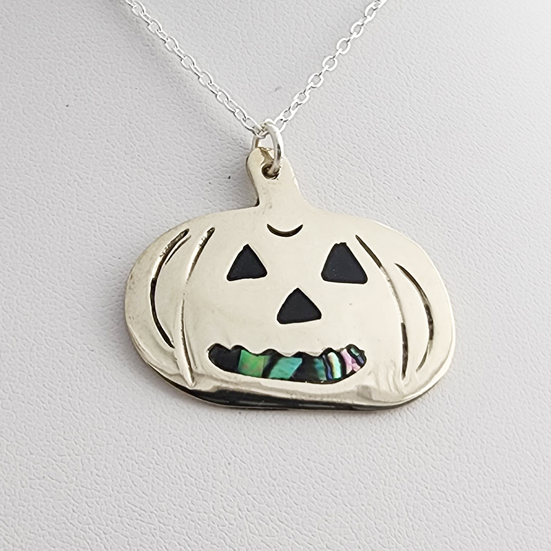 Abalone Inlaid Halloween Pendants on 18 Inch Silver Chain